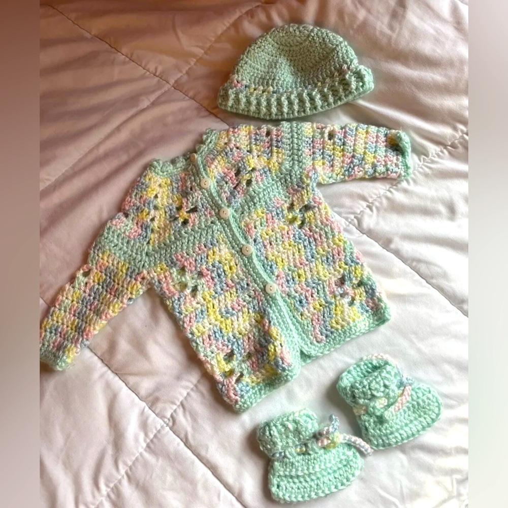 Hand Crafted Crochet Rainbow Baby Outfit 0-6 Months Unisex